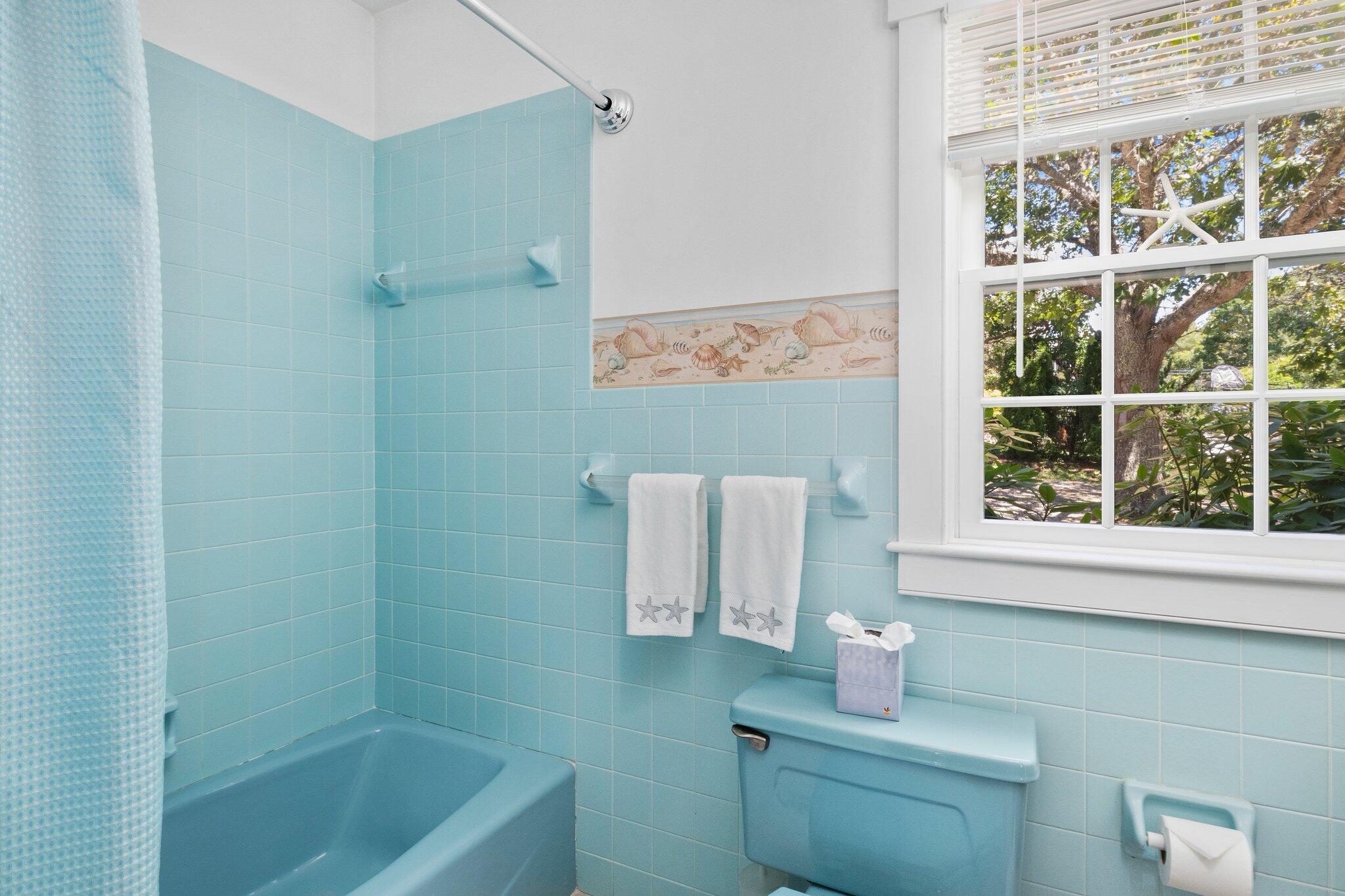 4 Portview Road Chatham, MA 02659 - Photo 30 of 69 a bathroom with a sink toilet and tub