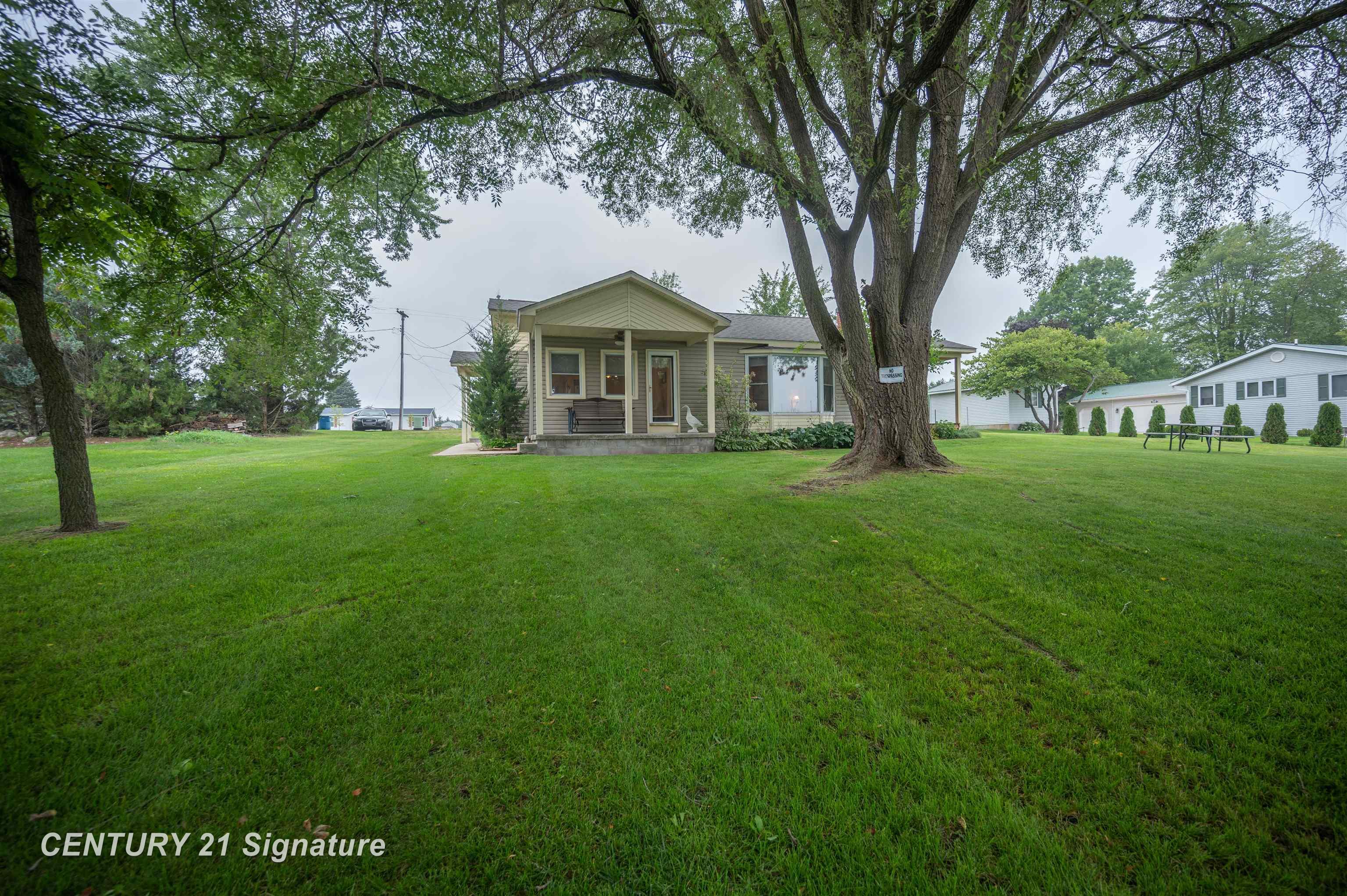 540 Mix Road Gladwin, MI 48624 - Photo 22 of 44