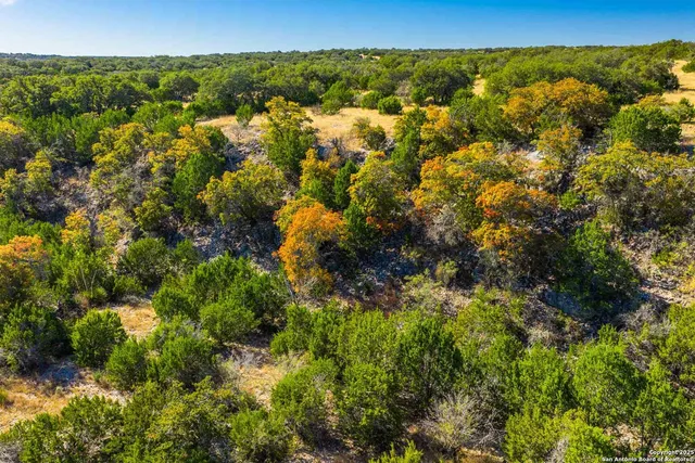 $2,100,000 | 852 Sd, Unit 24755, Rocksprings, TX 78880