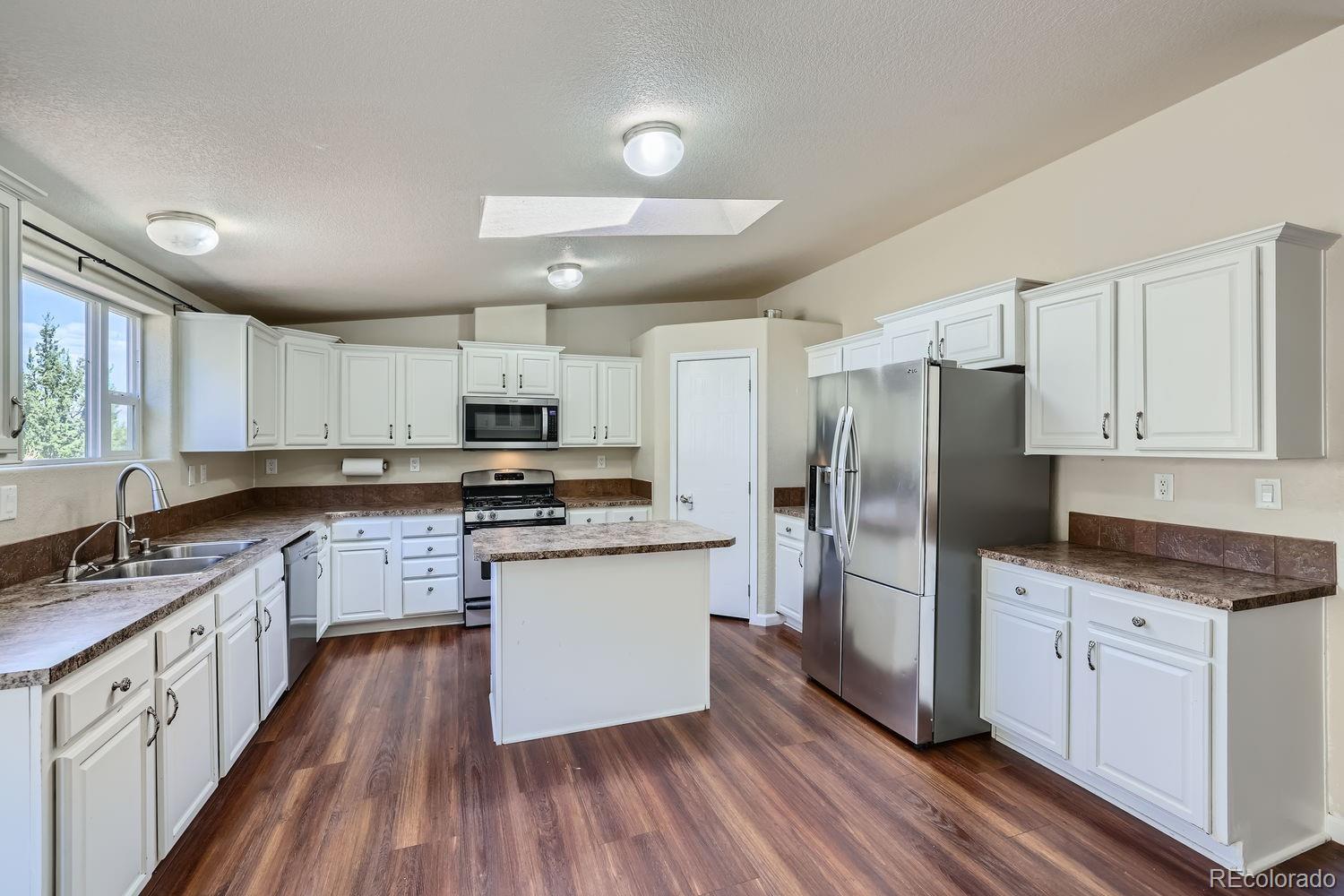 9 Bear Gulch Road Florence, CO 81226 - Photo 8 of 37 Gallery Image 8