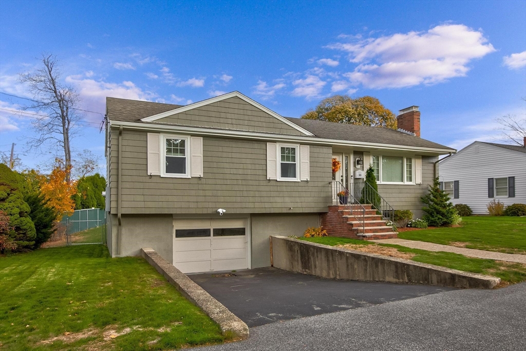 66 Unity Street Quincy, MA 02169 - Photo 3 of 42 Gallery Image 3