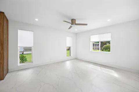 a view of empty room