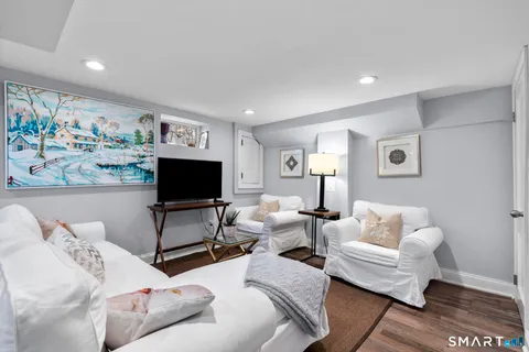 $2,300 | 111 Judd Street, Fairfield, CT 06824