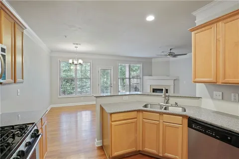 $2,900 | 720 Surrey Park Place Southeast, Smyrna, GA 30080