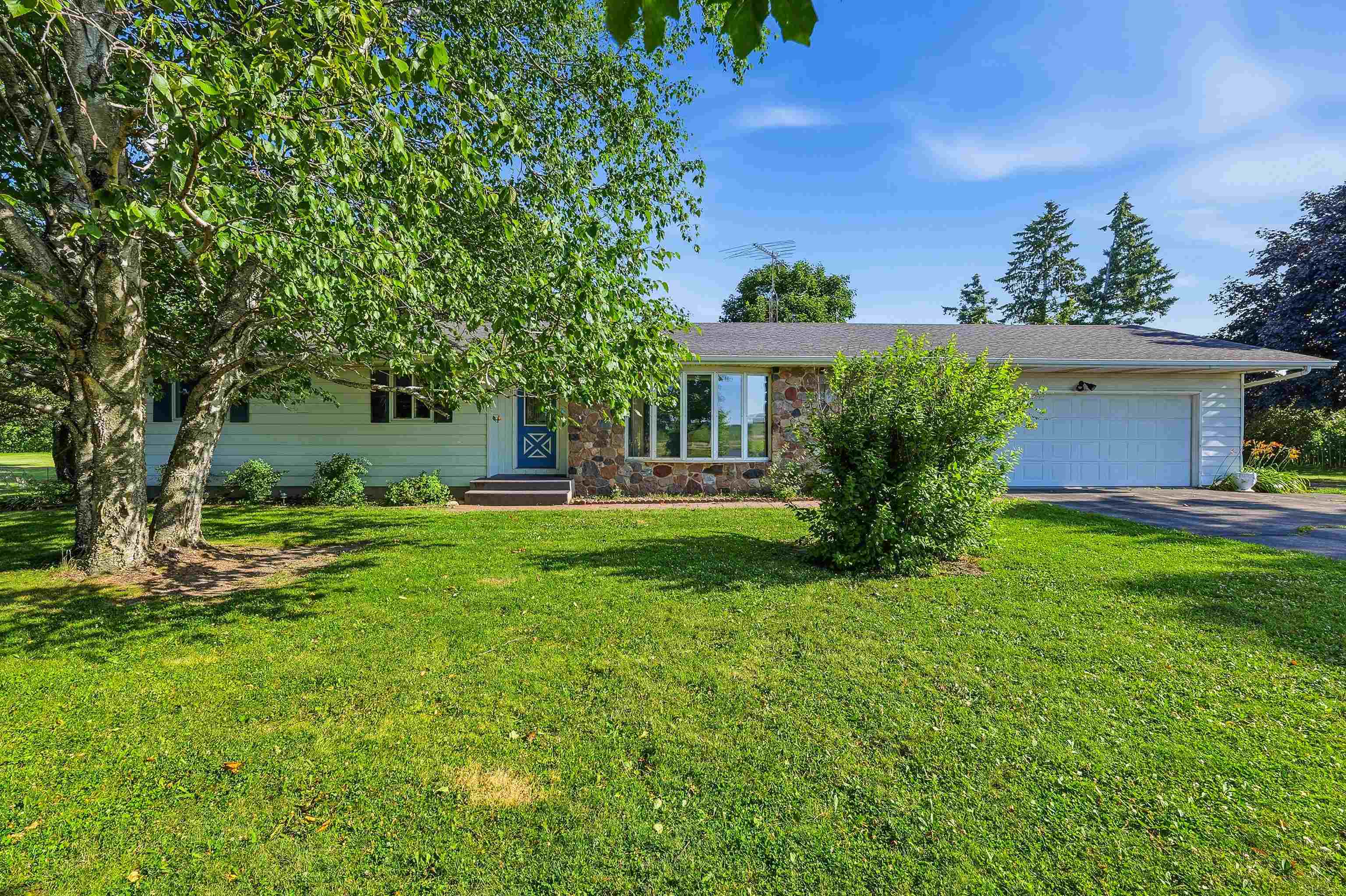 W1280 County Road K Ripon, WI 54971 - Photo 2 of 39