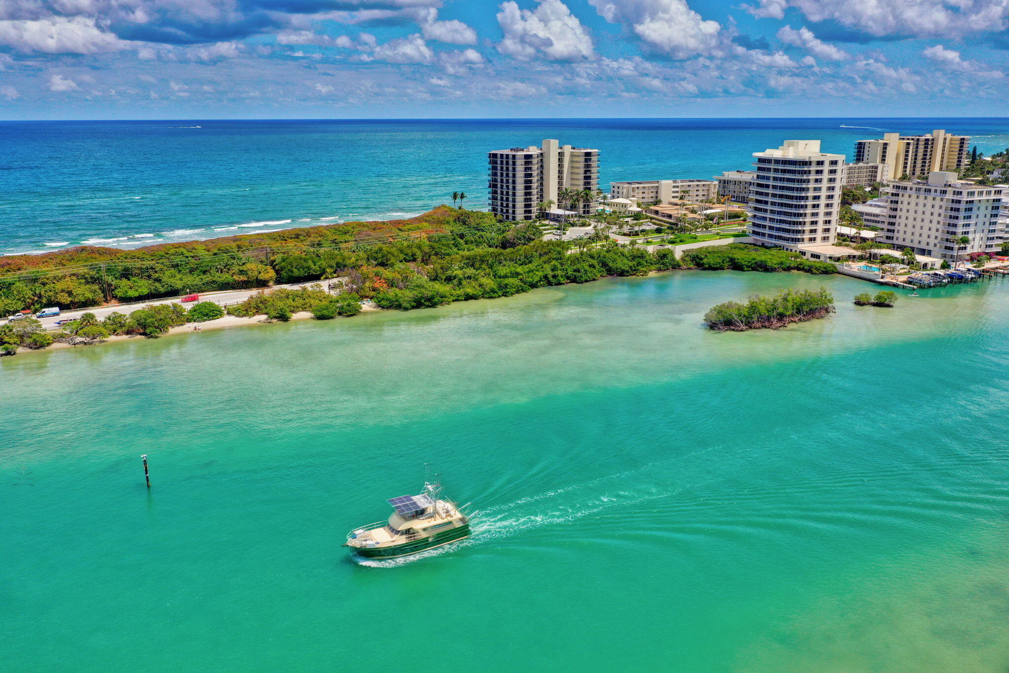 400 South Beach Road, Unit 103 Tequesta, FL 33469 - Photo 53 of 60 Jupiter Island
