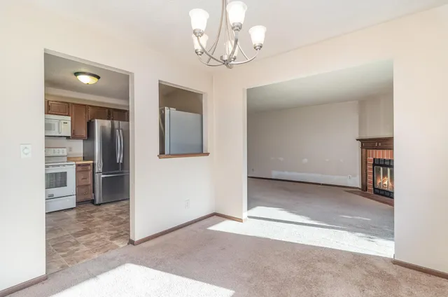 $169,000 | 5157 Balmoral Lane, Bloomington, MN 55437