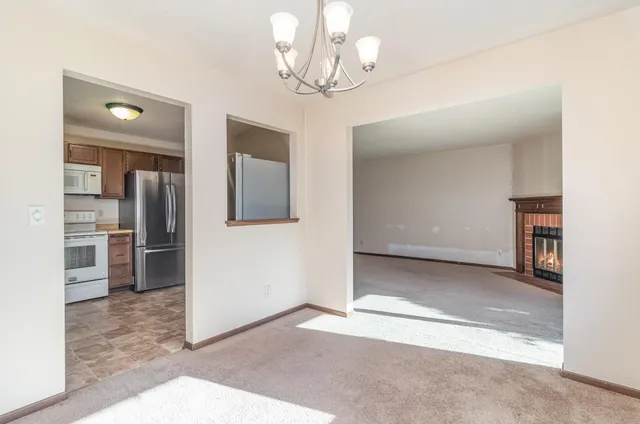 $169,000 | 5157 Balmoral Lane, Bloomington, MN 55437