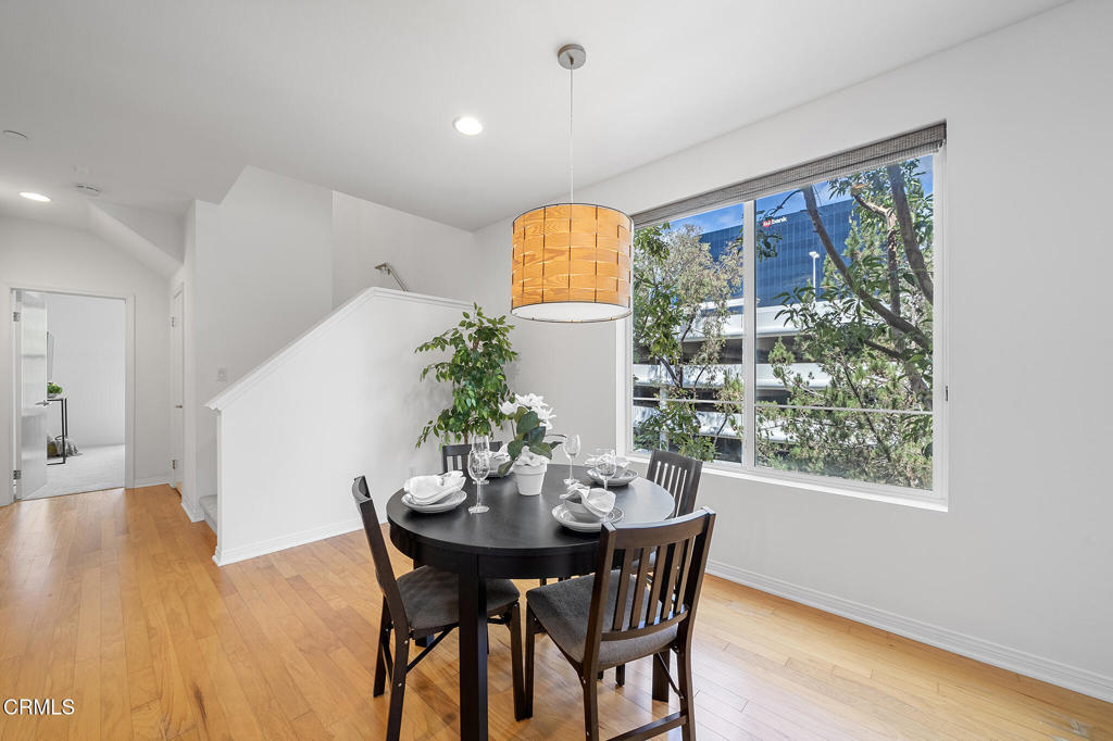 573 Rockefeller Irvine, CA 92612 - Photo 8 of 39 DSC03454