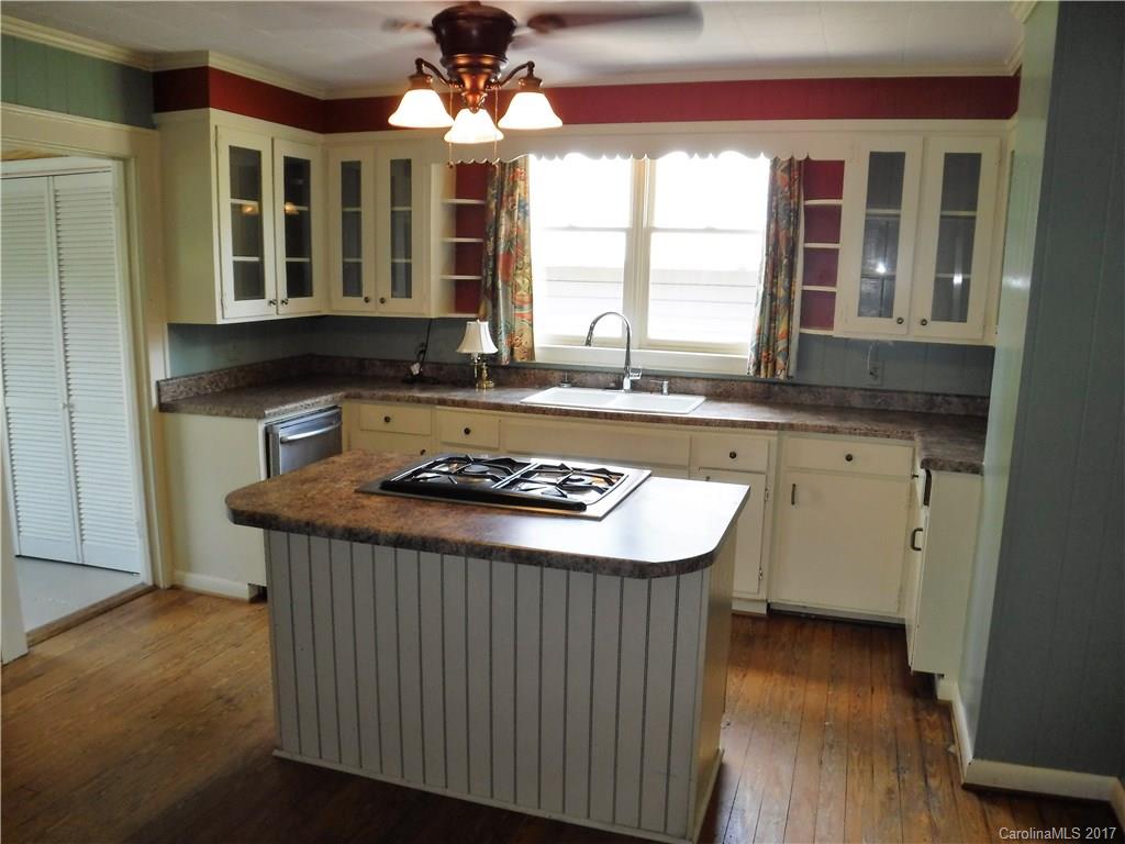 746 Chimney Rock Road Rutherfordton, NC 28139 - Photo 9 of 24