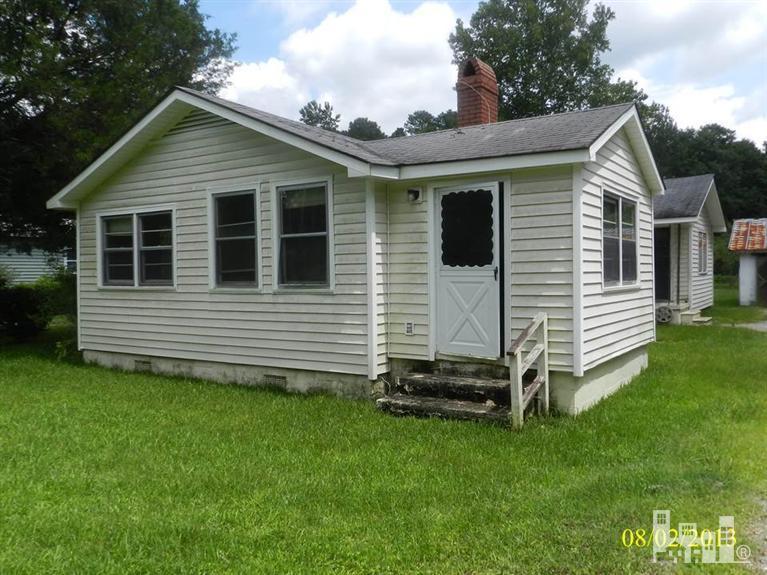 4624 Castle Hayne Road Castle Hayne, NC 28429 - Photo 1 of 12 Primary Photo