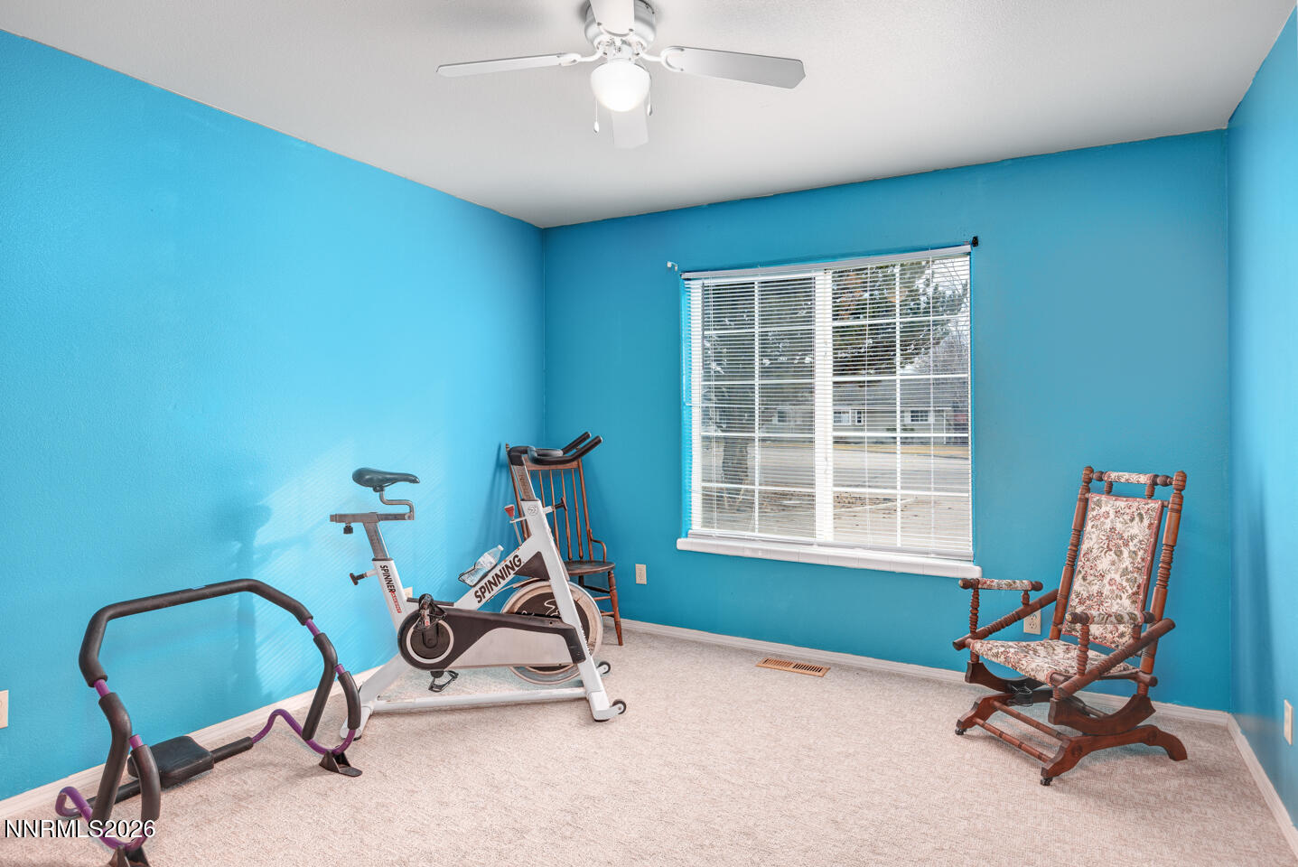 4033 Cimarron Road Fallon, NV 89406 - Photo 12 of 31 a view of a room with gym equipment