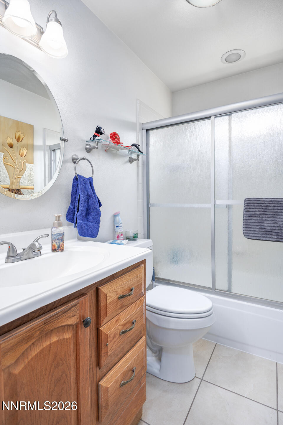 4033 Cimarron Road Fallon, NV 89406 - Photo 13 of 31 a bathroom with a sink toilet and shower