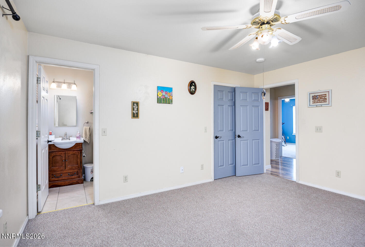 4033 Cimarron Road Fallon, NV 89406 - Photo 15 of 31 a view of an empty room