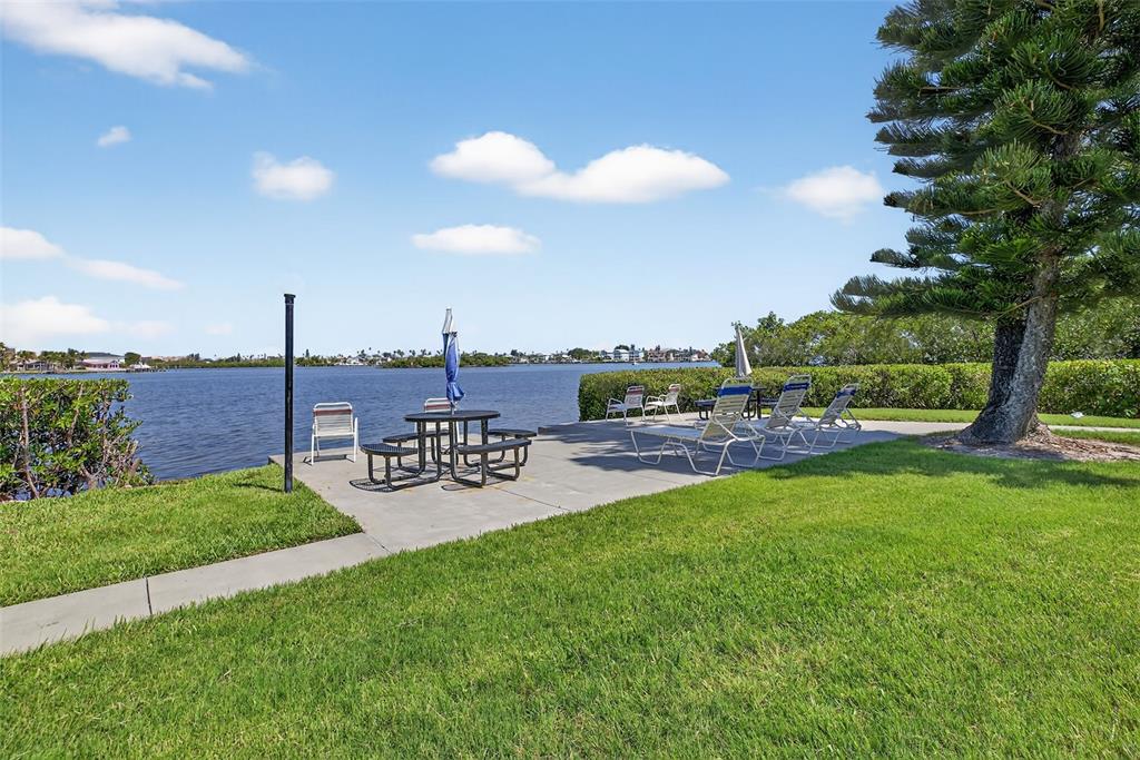 12760 Indian Rocks Road, Unit 571 Largo, FL 33774 - Photo 32 of 39