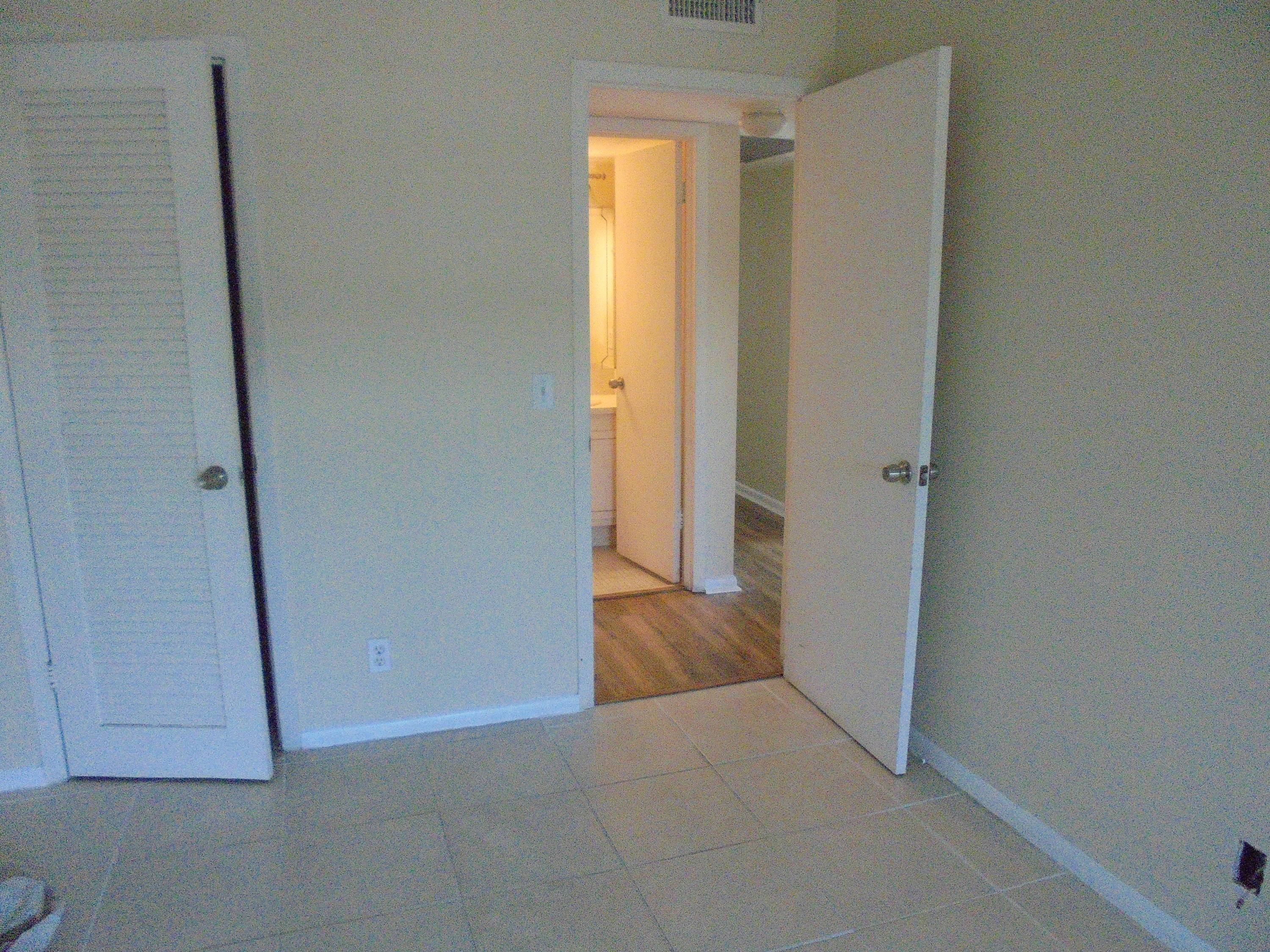 108 Suffolk C Boca Raton, FL 33434 - Photo 10 of 14 108 Suffolk C 024