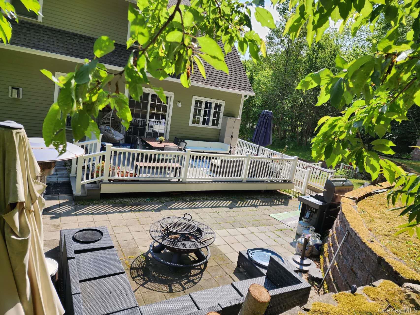 1259 North Country Road Stony Brook, NY 11790 - Photo 9 of 30