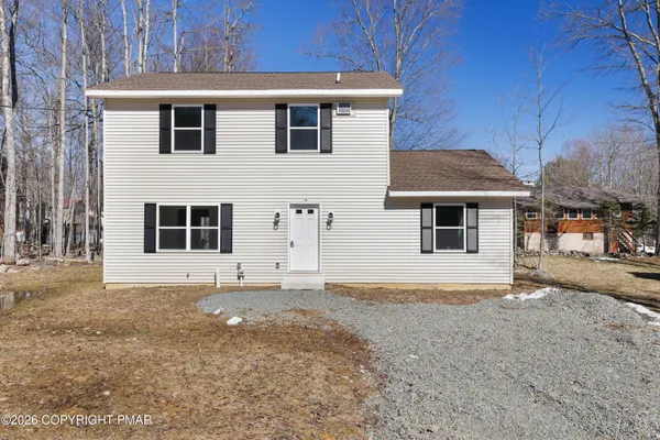 $2,100 | 776 Country Pl Drive, Tobyhanna, PA 18466