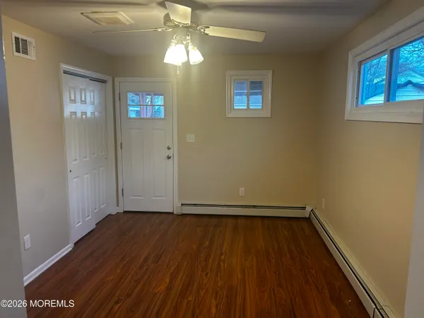 $2,700 | 261 Seeley Avenue, Keansburg, NJ 07734