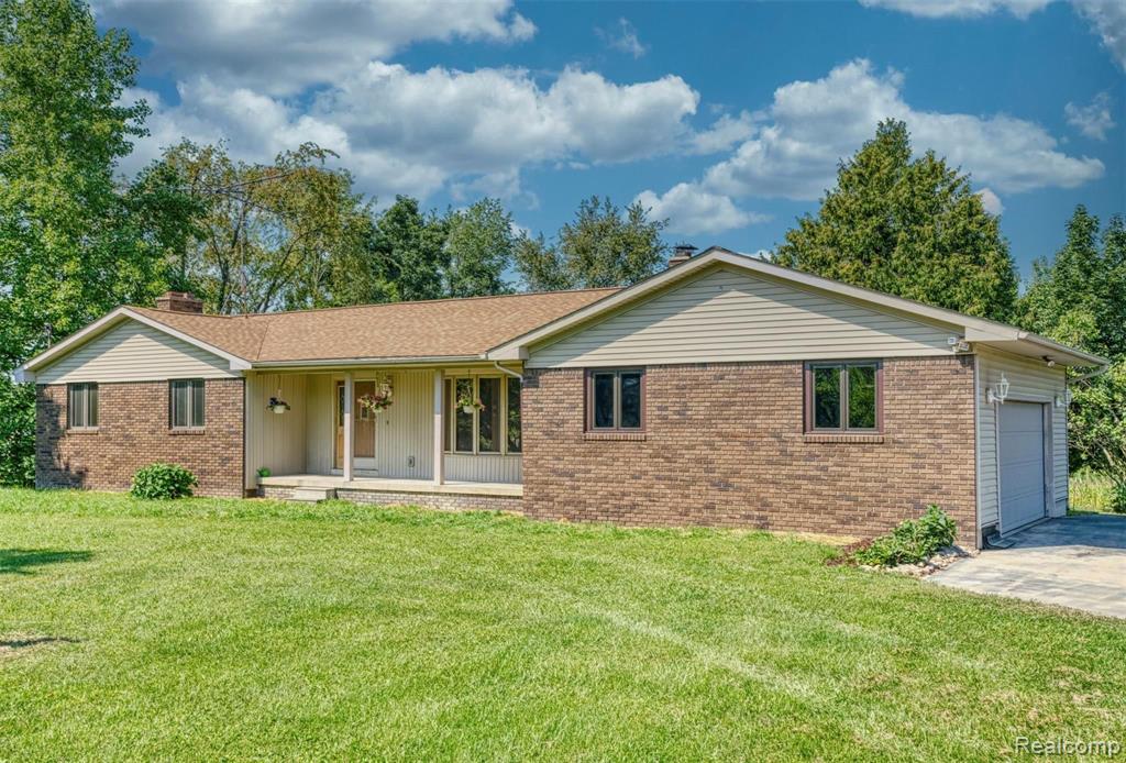 6895 Stow Road Fowlerville, MI 48836 - Photo 1 of 29
