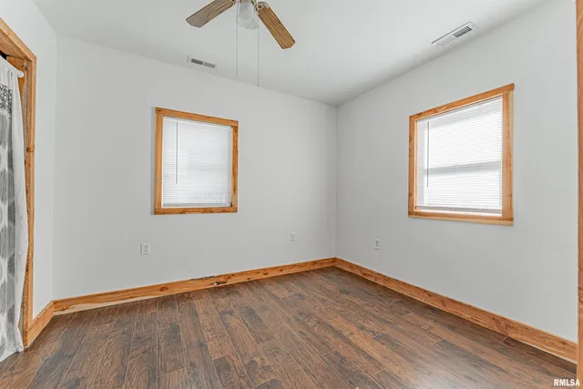 $110,000 | 814 1st Street, Lincoln, IL 62656