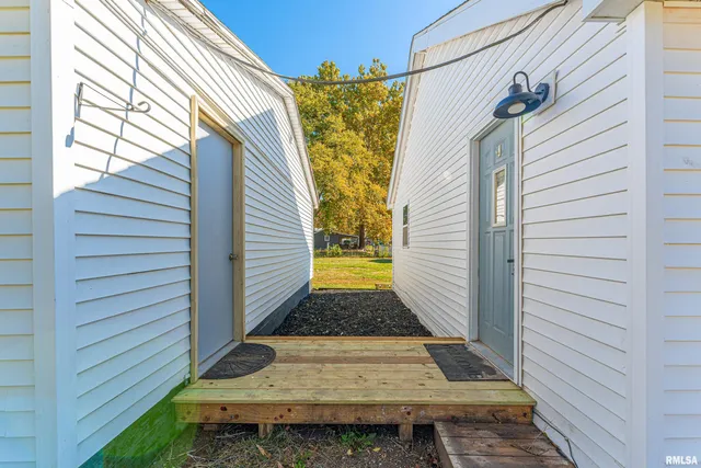 $110,000 | 814 1st Street, Lincoln, IL 62656