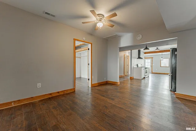 $110,000 | 814 1st Street, Lincoln, IL 62656