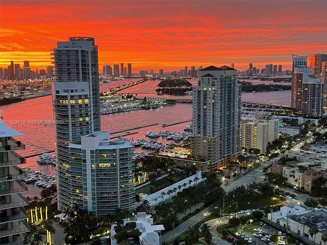 $8,973,000 | 300 South Pointe Drive, Unit 3405, Miami Beach, FL 33139