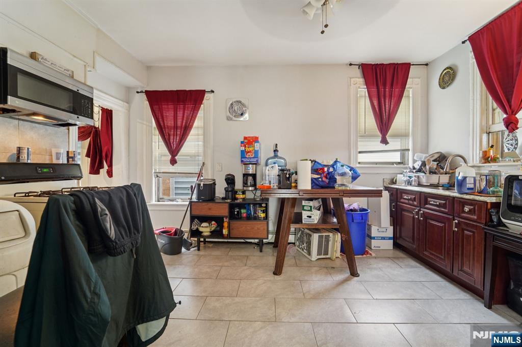 6 4th Street Passaic, NJ 07055 - Photo 19 of 47