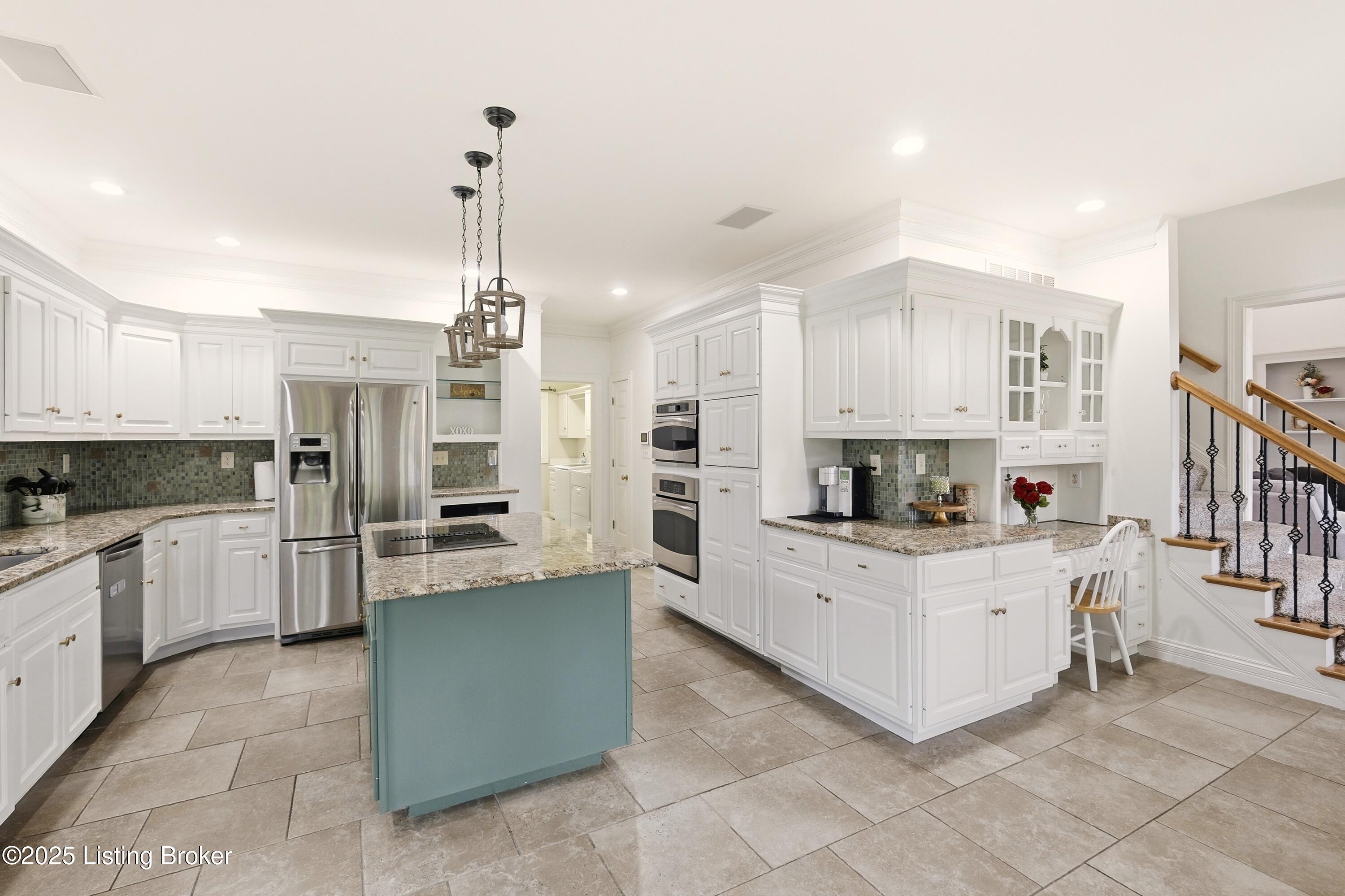 12623 Ridgemoor Drive Prospect, KY 40059 - Photo 12 of 50 Kitchen
