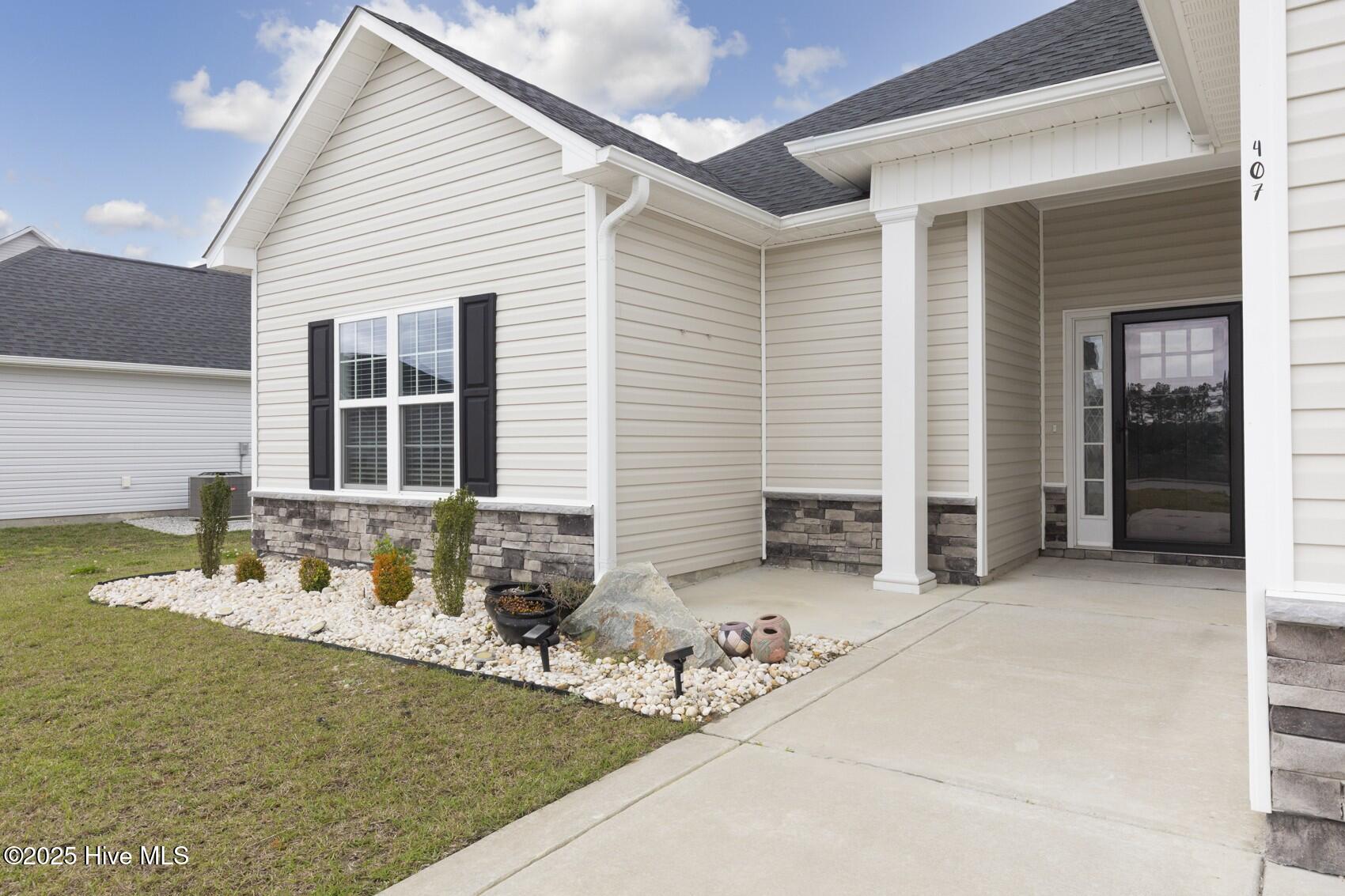 407 Tyrrell Trail Jacksonville, NC 28546 - Photo 6 of 43 tyrell-5