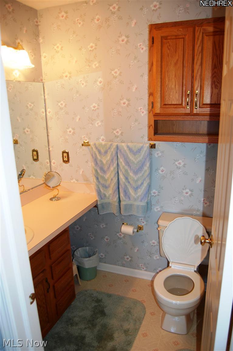 13101 West Lake Road, Unit 3 Vermilion, OH 44089 - Photo 23 of 25 Master Bathroom