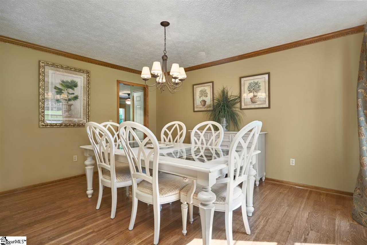 900 East Silverleaf Street Greer, SC 29650 - Photo 5 of 36 Gallery Image 5