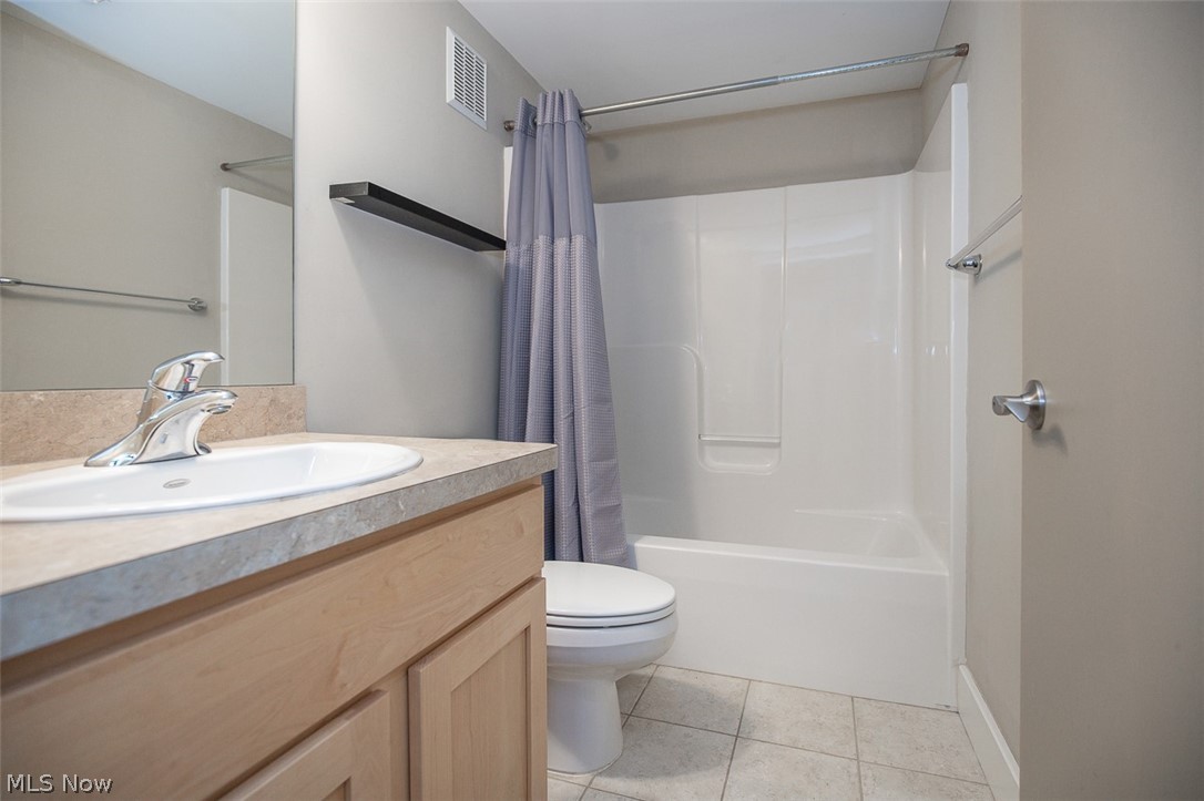 7282 Holzhauer Road Northfield, OH 44067 - Photo 28 of 47 Full basement bathroom
