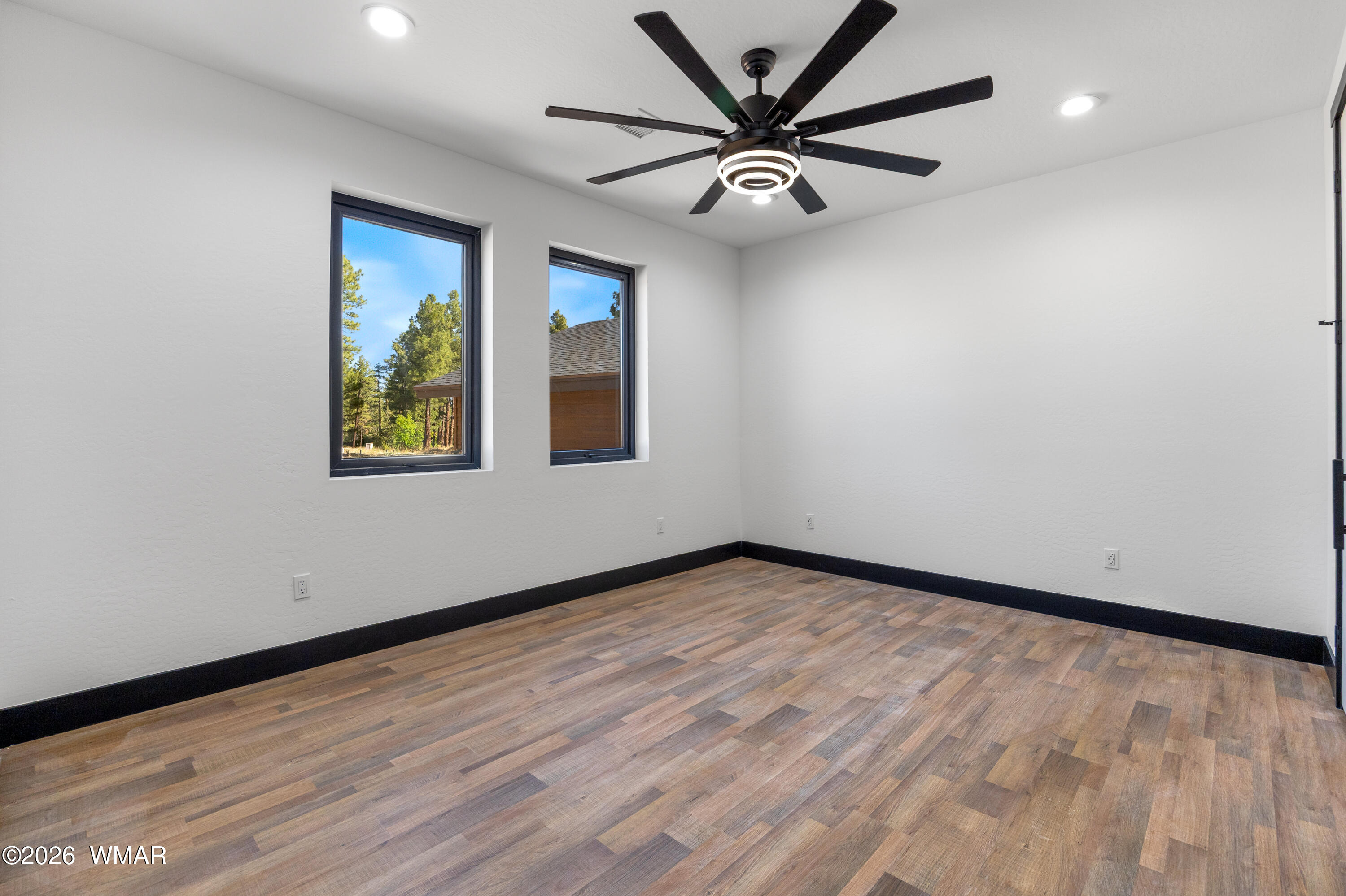 2701 West Villa Loop Show Low, AZ 85901 - Photo 9 of 28 2701WVillaLoop-ShowLow-AZ-18