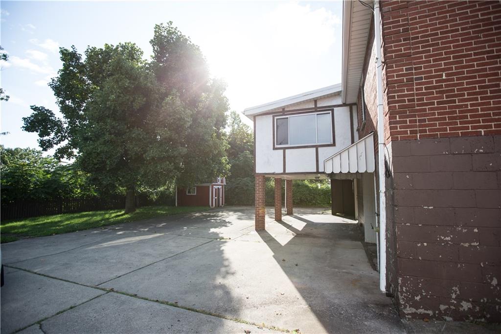 273 Coraopolis Road Coraopolis, PA 15108 - Photo 5 of 22 Gallery Image 5