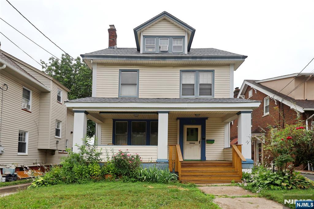 15 Albion Street Passaic, NJ 07055 - Photo 1 of 29