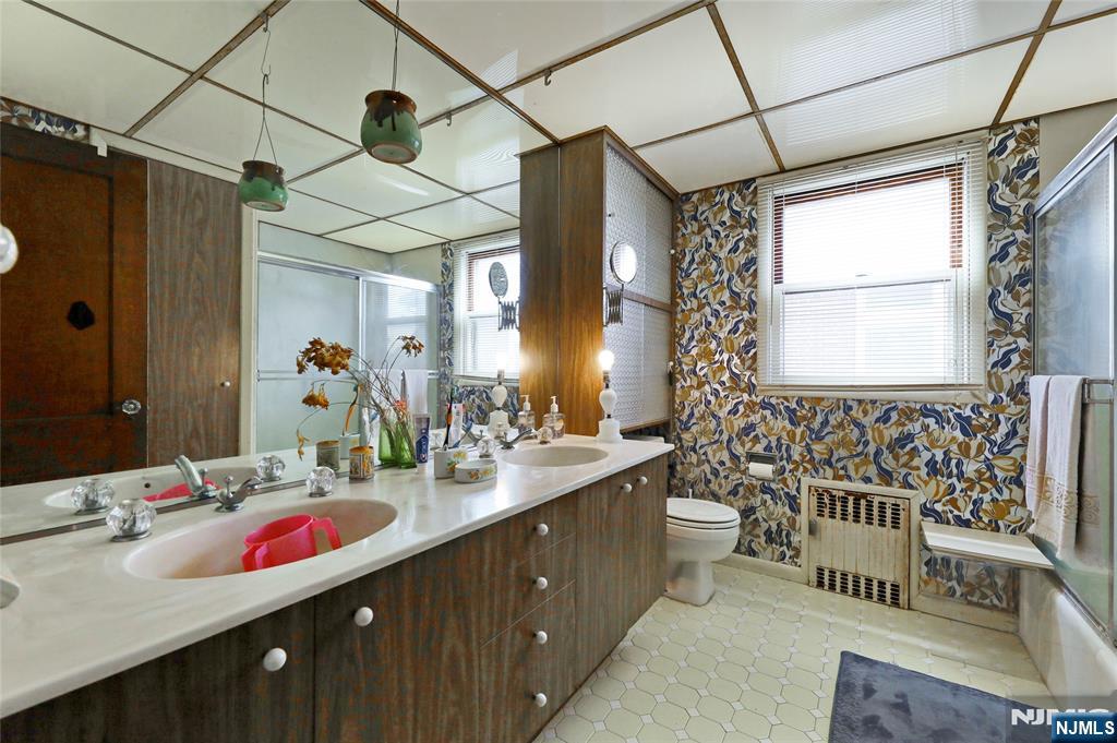 15 Albion Street Passaic, NJ 07055 - Photo 24 of 29