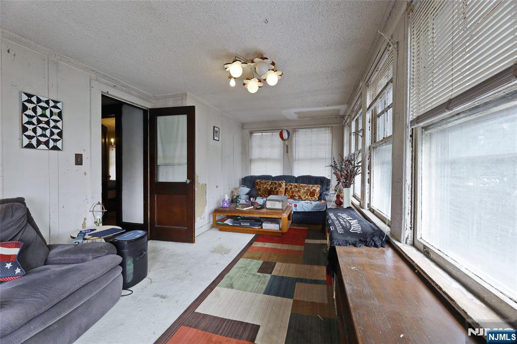 15 Albion Street Passaic, NJ 07055 - Photo 26 of 29