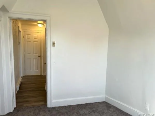 $1,900 | 578 South 15th Street, Unit 2, Lindenhurst, NY 11757