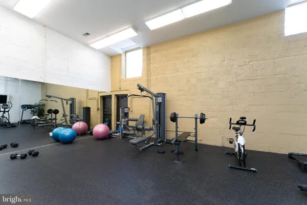 $1,750 | 212 Oakwood Street Southeast, Unit 322, Washington, DC 20032