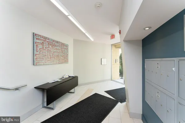 $1,750 | 212 Oakwood Street Southeast, Unit 322, Washington, DC 20032