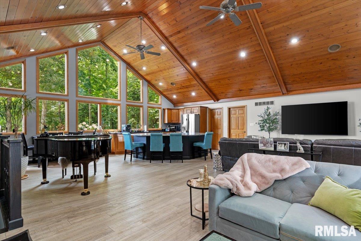 5626 Irwin Bridge Road Pleasant Plains, IL 62677 - Photo 26 of 73 Gallery Image 26