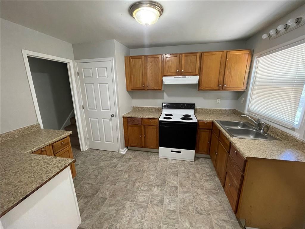8122 Barry Road Indianapolis, IN 46219 - Photo 6 of 9 Gallery Image 6