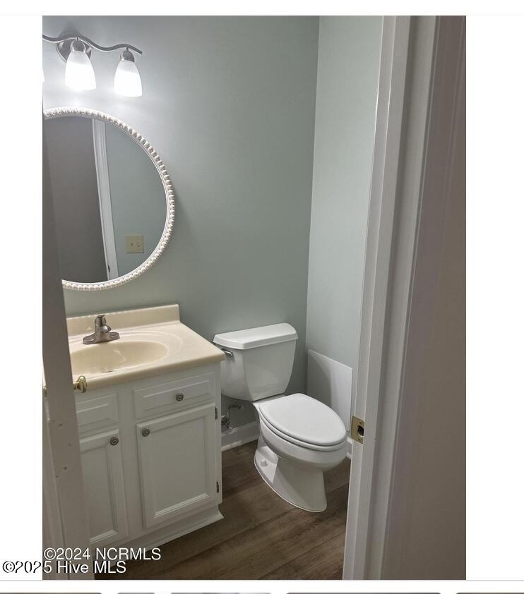 2005 Quail Ridge Road, Unit B Greenville, NC 27858 - Photo 12 of 17 E13B3547-14E1-4C67-94CE-AD67AE20233A