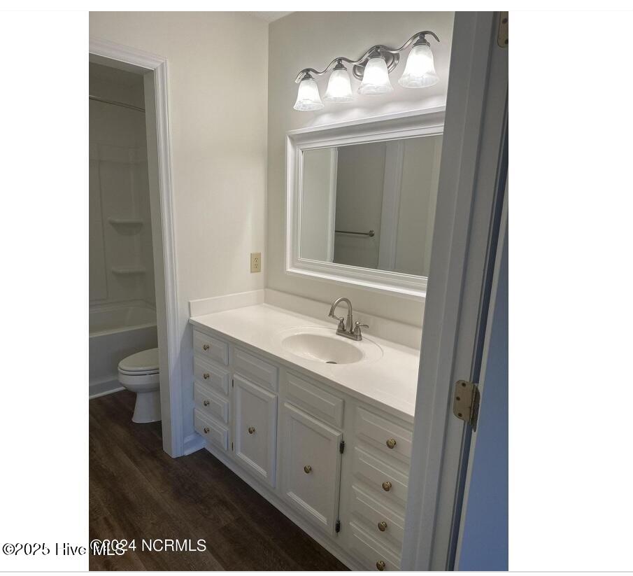 2005 Quail Ridge Road, Unit B Greenville, NC 27858 - Photo 6 of 17 DE732CE1-79FC-4810-8D1A-96D497FB11F0