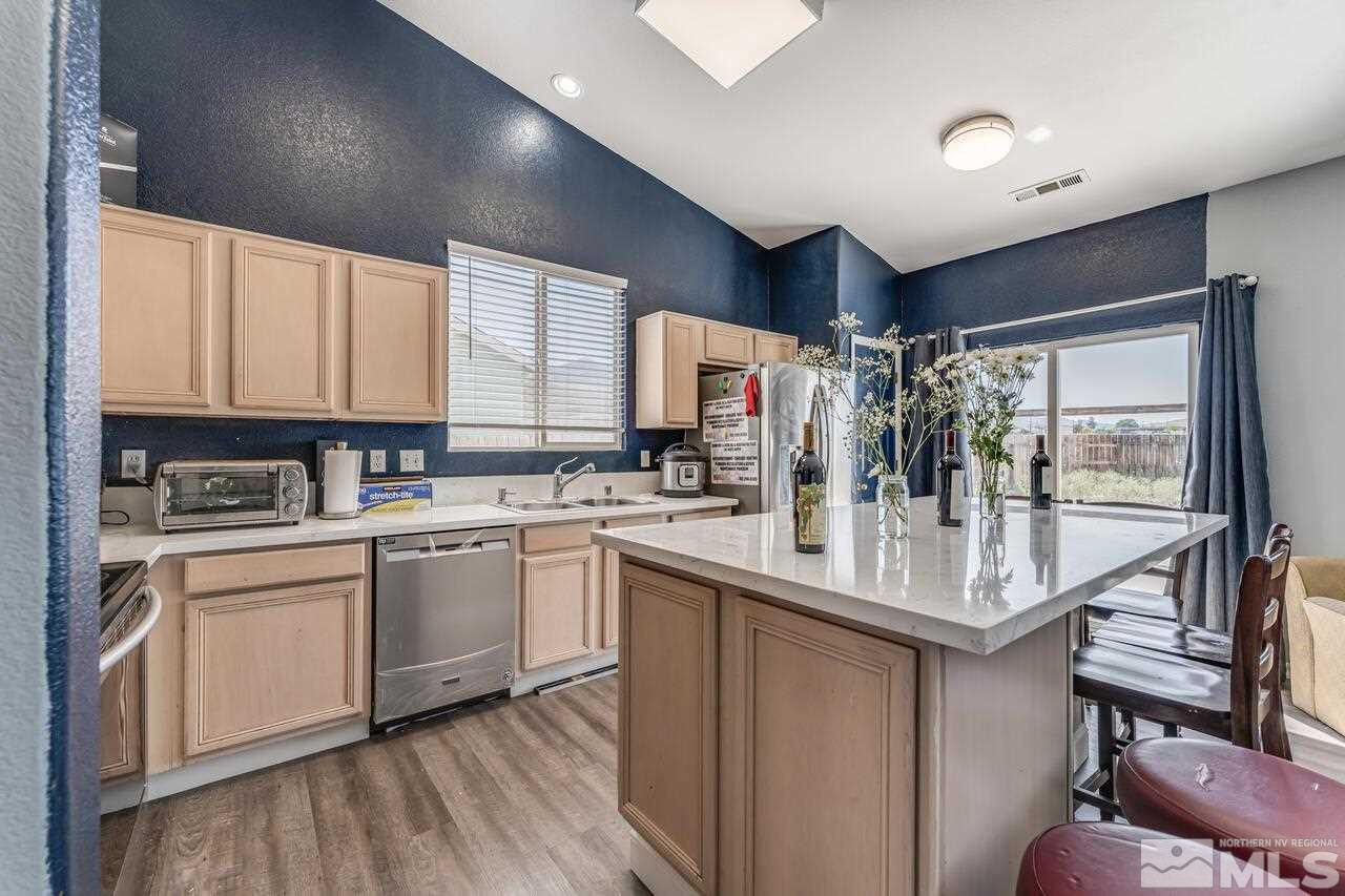 9245 Moonset Court Reno, NV 89506 - Photo 7 of 34 Photo 7