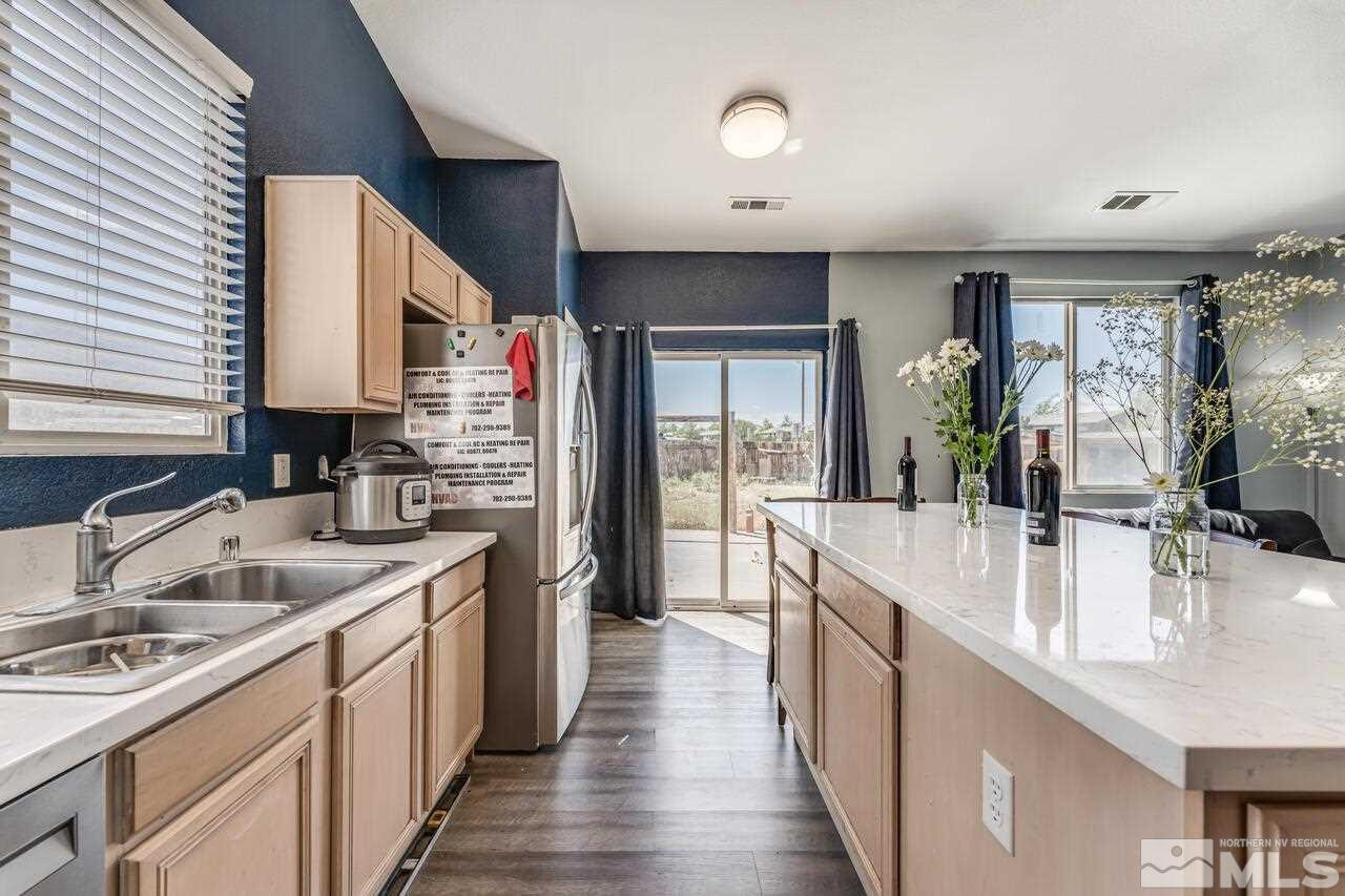 9245 Moonset Court Reno, NV 89506 - Photo 8 of 34 Photo 8