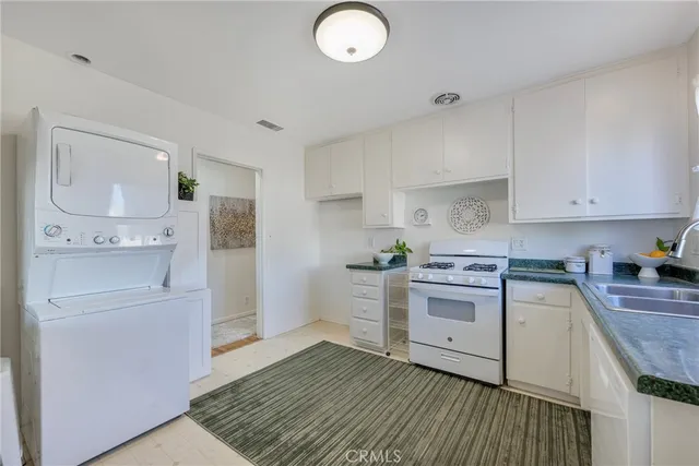 $849,900 | 1343 West Oak Avenue, Fullerton, CA 92833