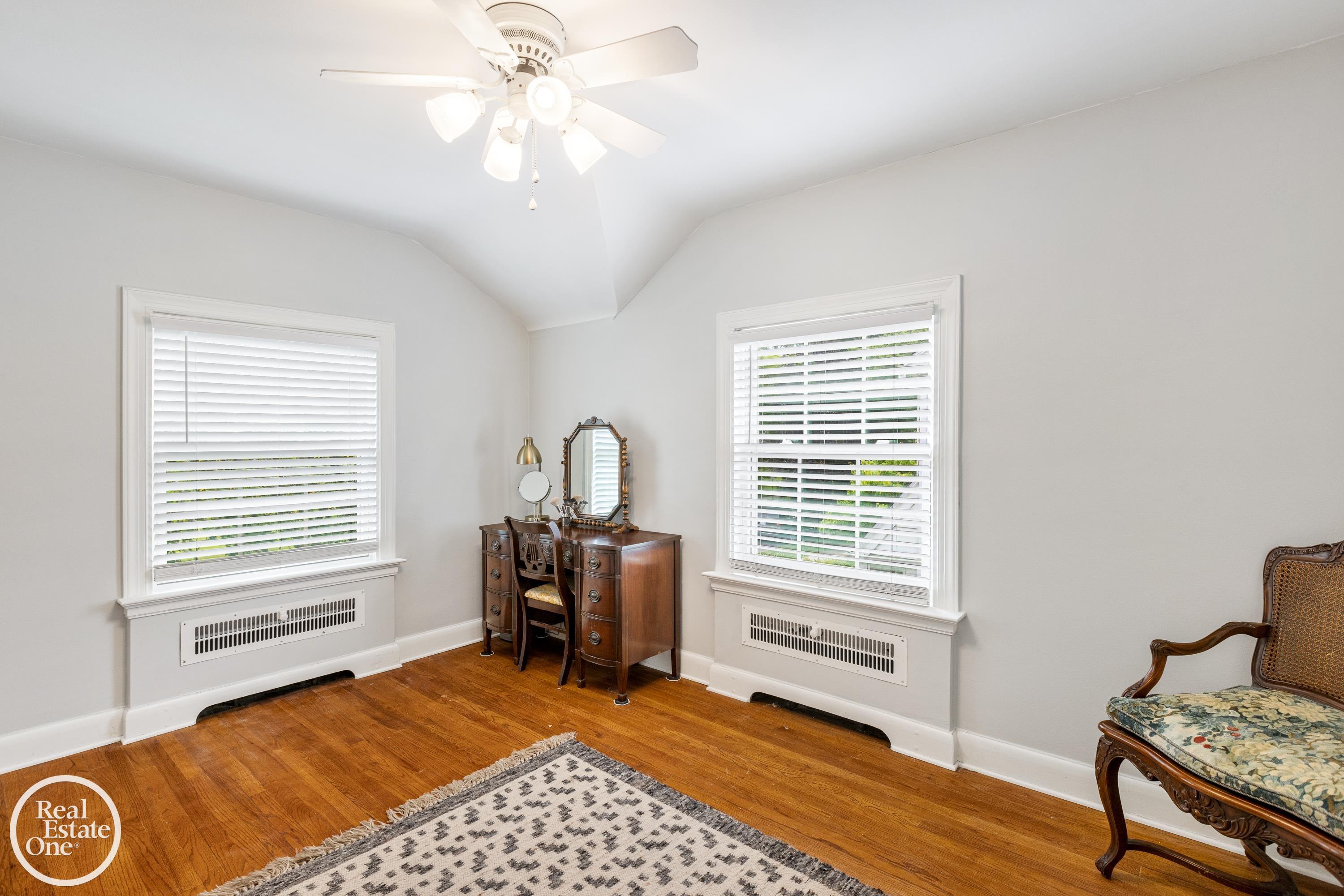 287 McMillan Road Grosse Pointe, MI 48236 - Photo 35 of 57 50145562-7cf1ad2b-96df-45e3-a421-03213d518a91.JPG